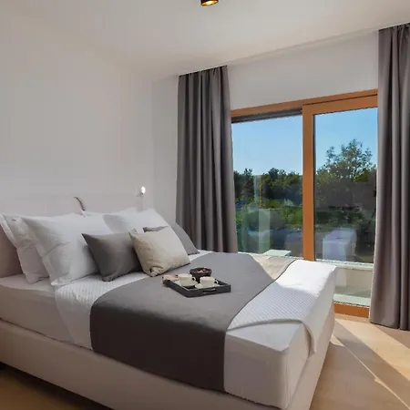 Ferienhaus Fur 10 Personen In Sria, Dalmatien Norddalmatien Vakantiehuis